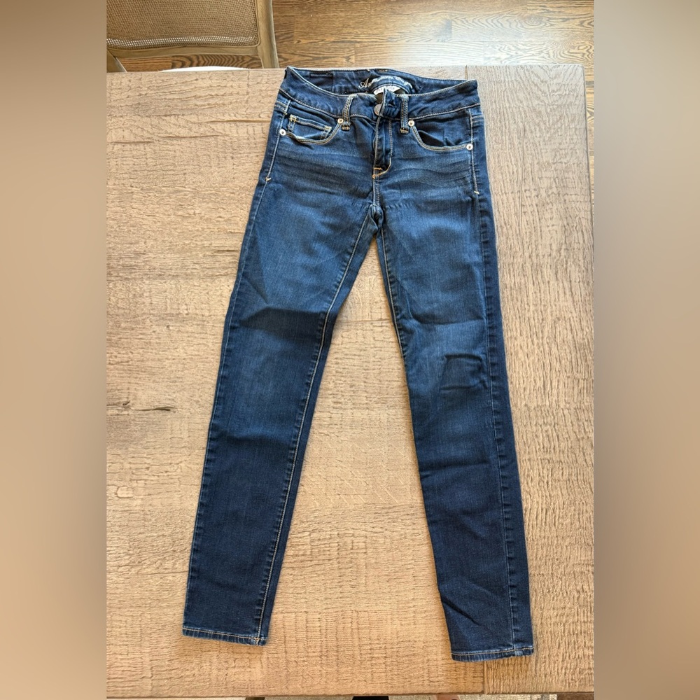 American Eagle Women's Blue Jeans